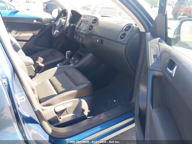 WVGBV7AX4HK026126 Volkswagen Tiguan 2.0t/2.0t S