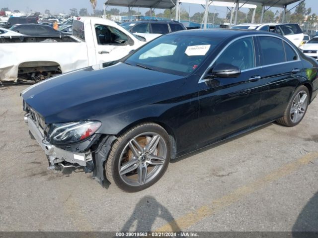 WDDZF4JB9JA325776 Mercedes-Benz E 300