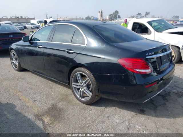 WDDZF4JB9JA325776 Mercedes-Benz E 300