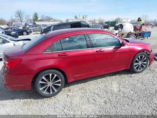 Chrysler 200 Touring 2014 1C3CCBBGXEN151498 Image 14