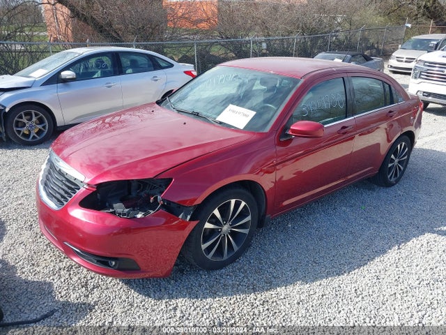 Chrysler 200 Touring 2014 1C3CCBBGXEN151498 Image 2