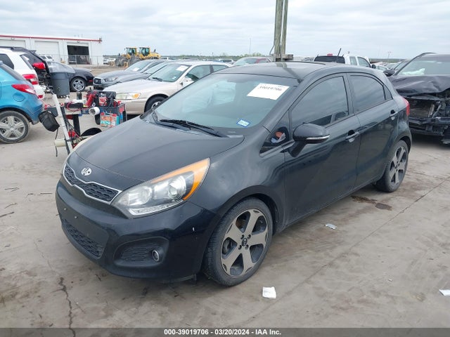 KIA Rio Sx 2014 KNADN5A31E6322558 Image 2