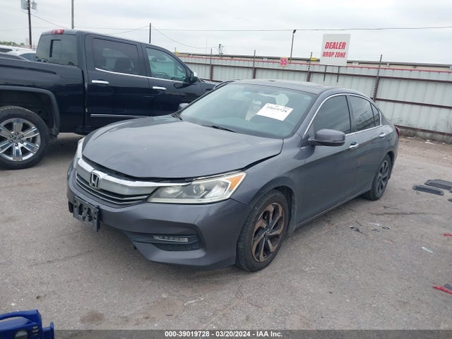 Honda ACCORD EX 2017 1HGCR2F73HA157628 Image 2