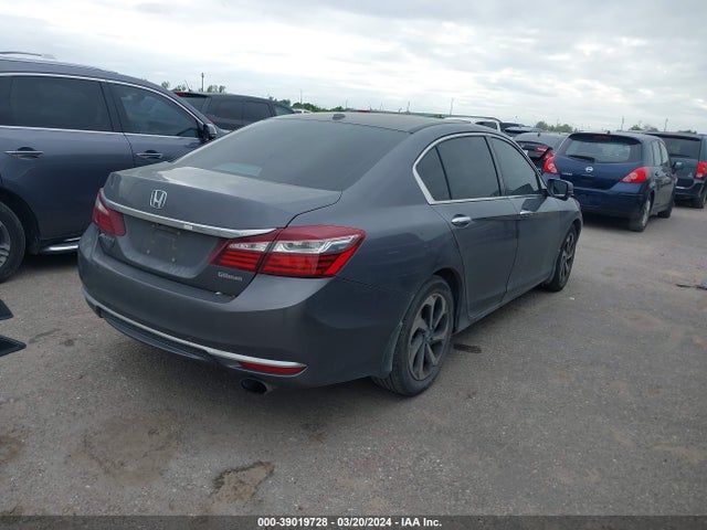 Honda ACCORD EX 2017 1HGCR2F73HA157628 Image 4