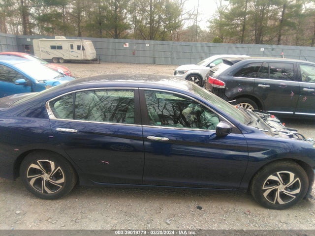 Honda ACCORD LX 2017 1HGCR2F30HA265640 Image 13