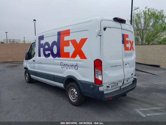 Ford Transit-250 2018 1FTYR2CG3JKA23050 Image 3