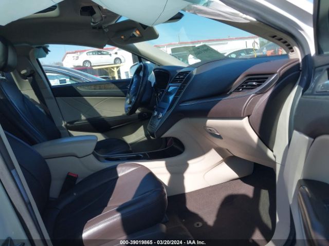 5LMCJ3D96KUL09786 Lincoln Mkc Reserve