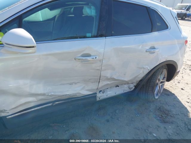 5LMCJ3D96KUL09786 Lincoln Mkc Reserve