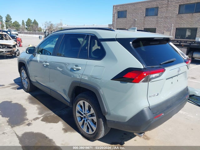 Toyota Rav4 Xle Premium 2022 2T3C1RFV8NW203965 Image 3