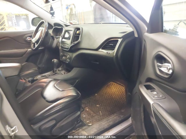 1C4PJMLB7KD177429 Jeep Cherokee Latitude Plus 4x4