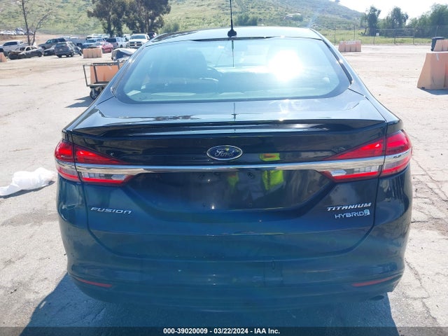 Ford Fusion Hybrid Titanium 2018 3FA6P0RU6JR103409 Image 16