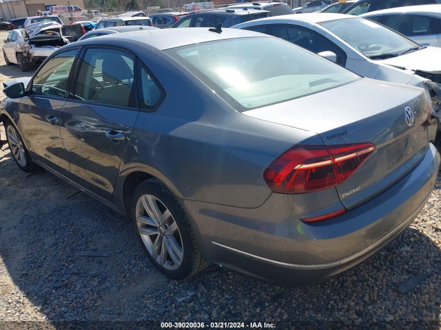 1VWLA7A30KC013888 Volkswagen Passat 2.0t Wolfsburg Edition