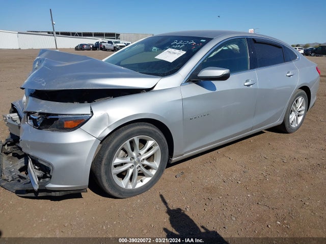 Chevrolet MALIBU LT 2018 1G1ZD5STXJF180983 Image 2