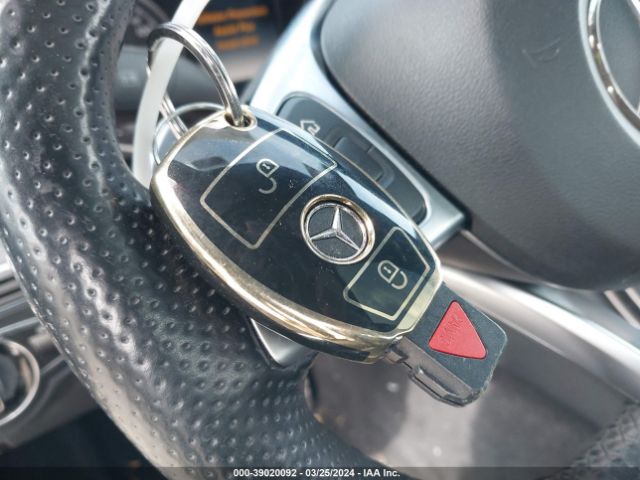 55SWF4KB6FU030658 Mercedes-Benz C 300 4matic/luxury 4matic/sport 4matic