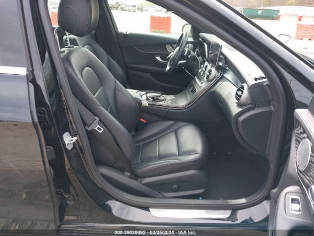 55SWF4KB6FU030658 Mercedes-Benz C 300 4matic/luxury 4matic/sport 4matic