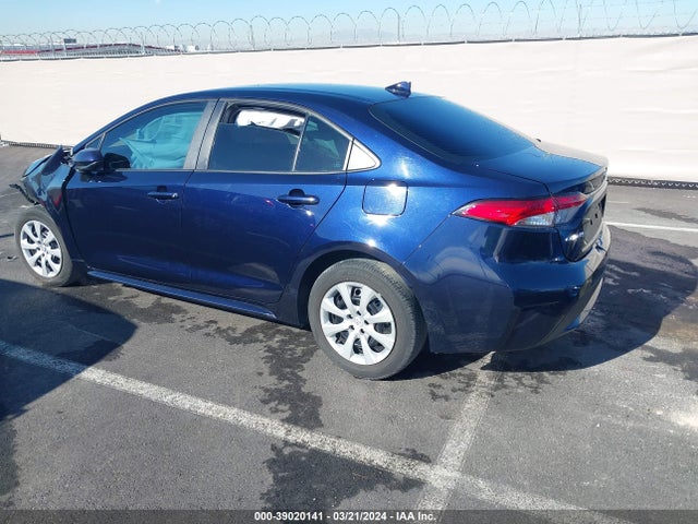 Toyota COROLLA LE 2022 5YFEPMAE0NP322119 Image 3