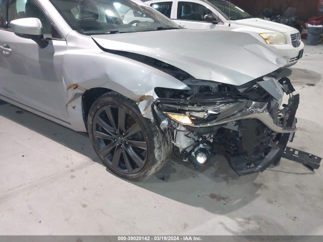 Mazda Mazda6 Touring 2018 JM1GL1VM3J1331996 Image 18