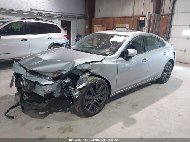 Mazda Mazda6 Touring 2018 JM1GL1VM3J1331996 Image 2