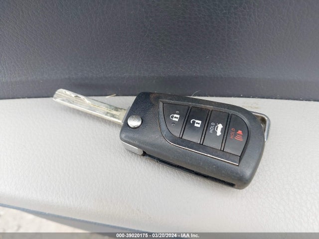 Toyota CAMRY LE 2019 4T1B11HK5KU257244 Image 11