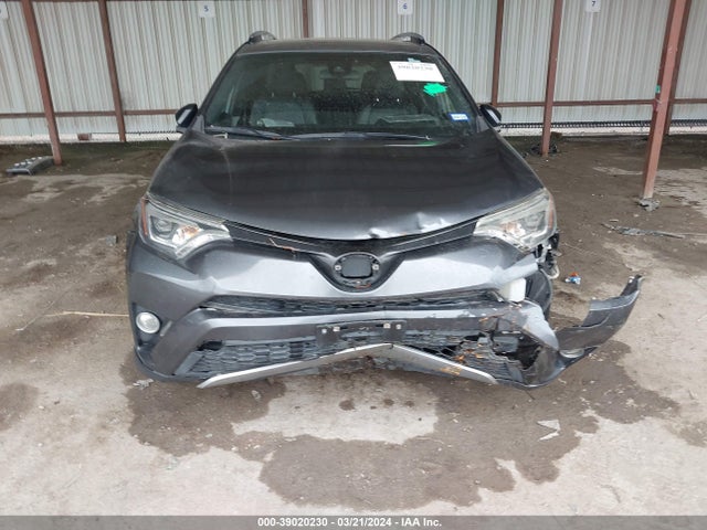 Toyota RAV4 SE 2017 JTMJFREV3HD212309 Image 12