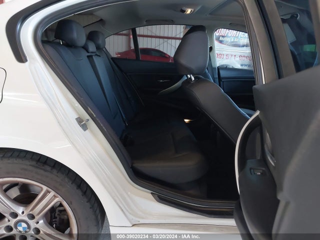 BMW 320i 2014 WBA3B1C52EK131928 Image 8