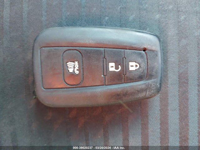 Toyota Prius Two 2016 JTDKBRFU0G3529281 Image 11