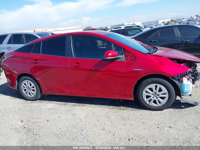 Toyota Prius Two 2016 JTDKBRFU0G3529281 Image 14