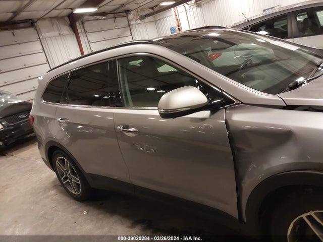 Hyundai Santa Fe Se Ultimate 2018 KM8SRDHF4JU294944 Image 14