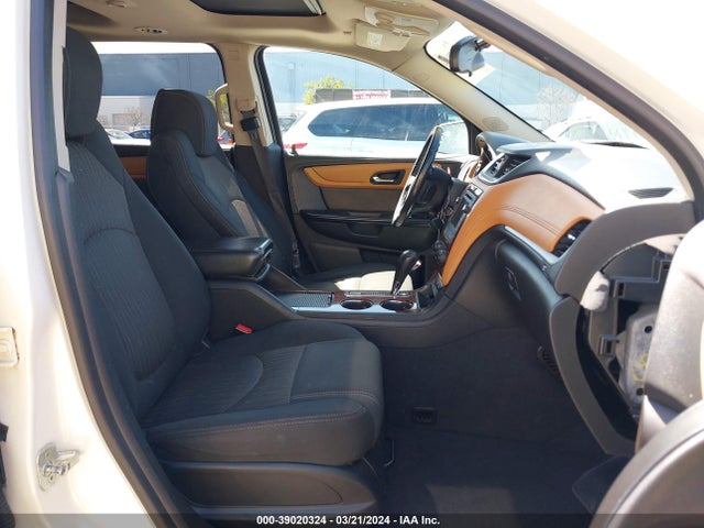 Chevrolet Traverse 1lt 2014 1GNKRGKD1EJ335820 Image 5