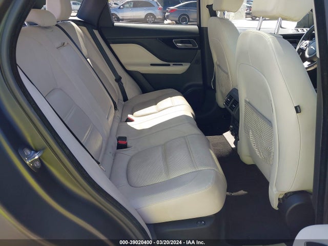 2017 JAGUAR F-PACE SADCK2BV3HA065480 Photo 7