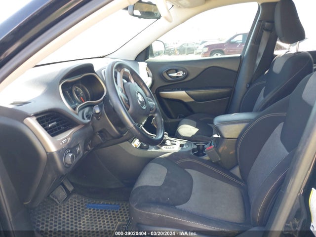 1C4PJMAB1HW664657 Jeep Cherokee Altitude 4x4