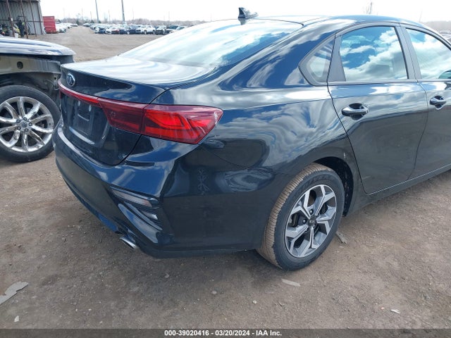 KIA Forte Lxs 2019 3KPF24AD4KE135117 Image 4