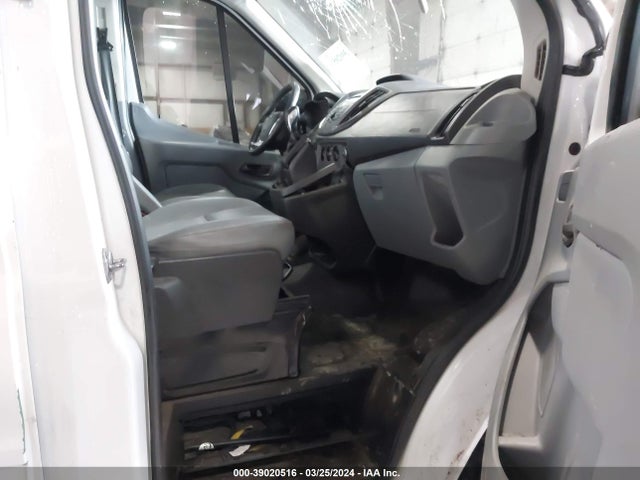 Ford Transit-150 2017 1FTYE2CG2HKA52142 Image 5