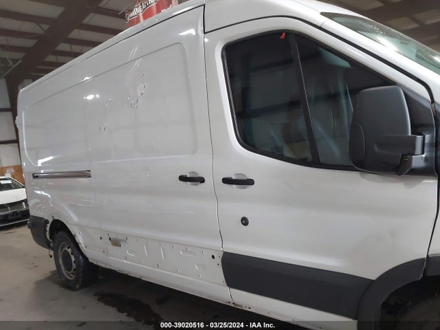 Ford Transit-150 2017 1FTYE2CG2HKA52142 Image 6