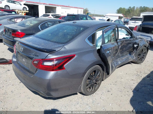 Nissan Altima 2.5 Sr 2018 1N4AL3AP3JC254073 Image 4