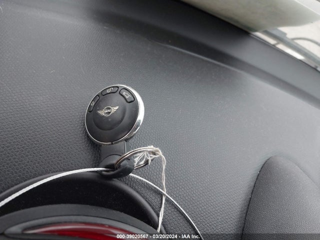 2011 MINI COOPER S COUNTRYMAN WMWZC5C59BWM10859 Photo 10