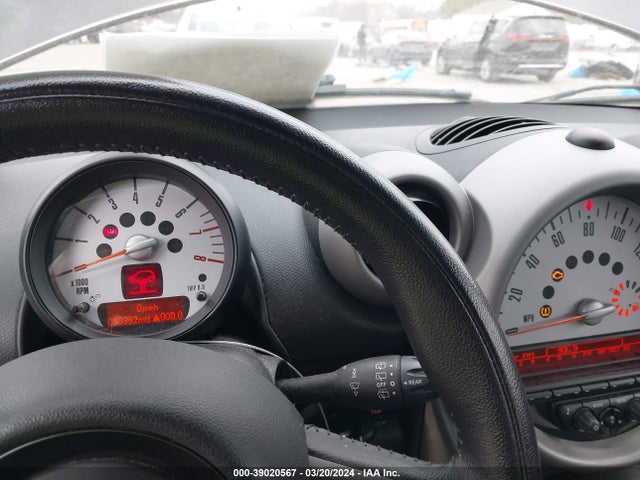 2011 MINI COOPER S COUNTRYMAN WMWZC5C59BWM10859 Photo 6