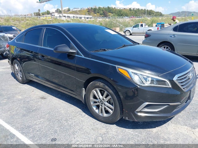 Hyundai SONATA SE 2017 5NPE24AF0HH550517 Image 1