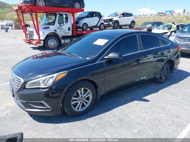 Hyundai SONATA SE 2017 5NPE24AF0HH550517 Image 2