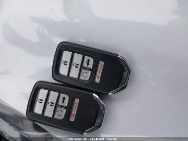 1HGCV2F98JA006061 Honda Accord Touring 2.0t