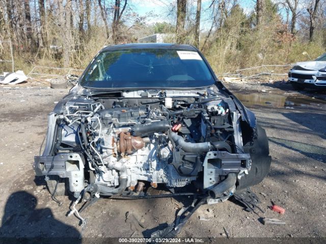 1HGCV2F98JA006061 Honda Accord Touring 2.0t