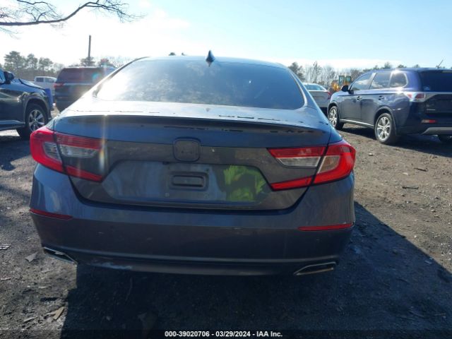 1HGCV2F98JA006061 Honda Accord Touring 2.0t