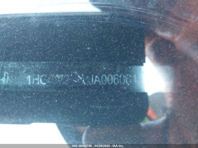1HGCV2F98JA006061 Honda Accord Touring 2.0t