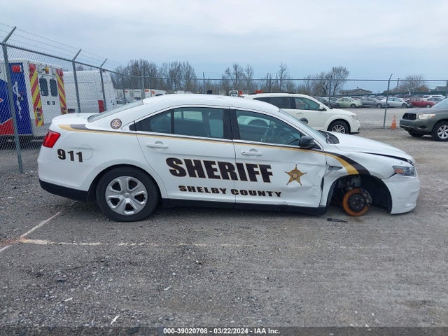 Ford Police Interceptor 2015 1FAHP2MK3FG145884 Image 13
