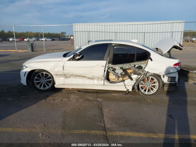 WBA8A9C51GK618242 BMW 320i