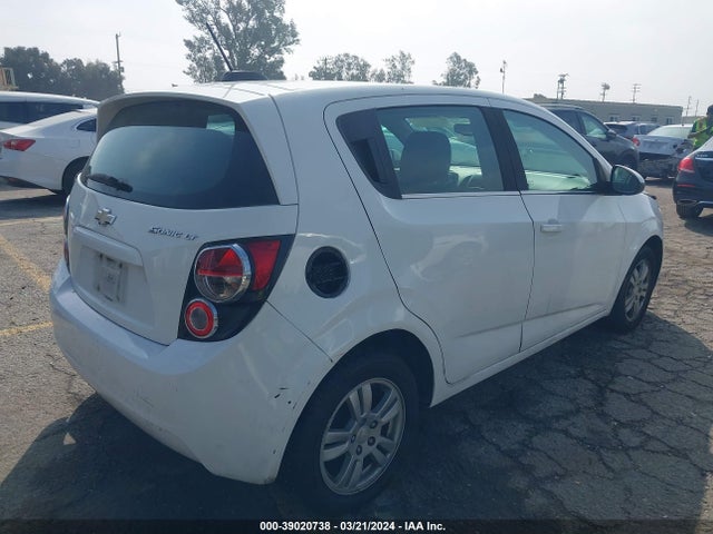 Chevrolet Sonic Lt Auto 2016 1G1JC6SH2G4101585 Image 4