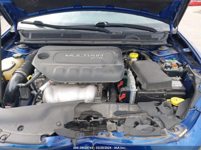 1C3CDFCB3ED669577 Dodge Dart Limited