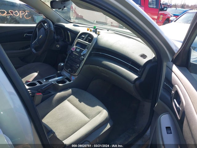 Chevrolet MALIBU LS 2015 1G11B5SL4FF190953 Image 5