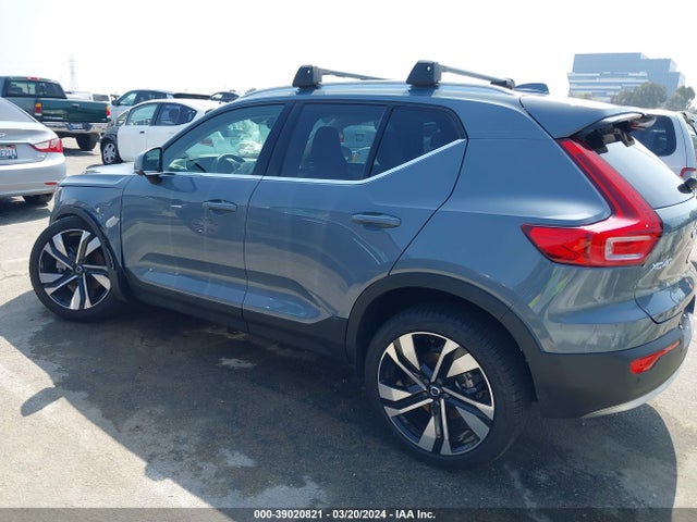 Volvo Xc40 B5 Ultimate Bright Theme 2023 YV4L12UA6P2019026 Image 14