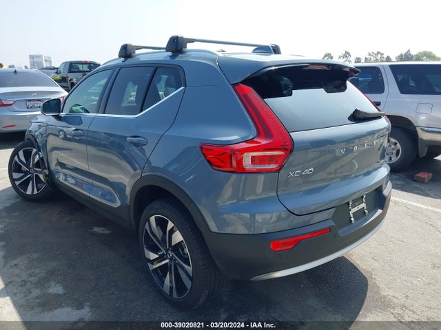 YV4L12UA6P2019026 Volvo Xc40 B5 Ultimate Bright Theme